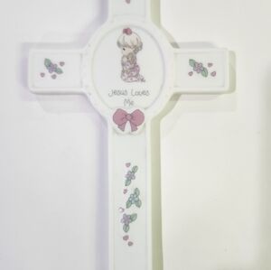 Vtg Precious Moments JESUS LOVES ME GIRL'S Porcelain Keepsake Cross 1990 4.75x8"